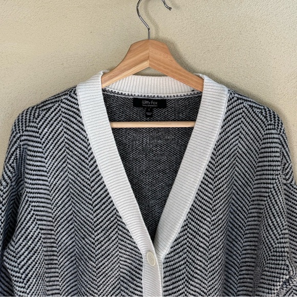 Witty Fox Black Cream Neutral Chevron Button Long Sleeve Cardigan Sweater L NWOT - Picture 2 of 8